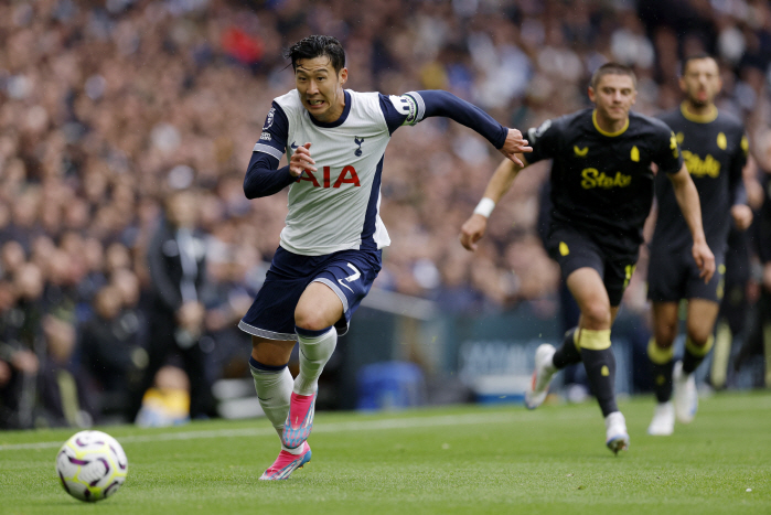 'SON, release it? Are you arrogant?'→ Shut up! Son Heung-min scored his first multi-goal of the season  MOM of the game...Tottenham win 2-0 against Everton