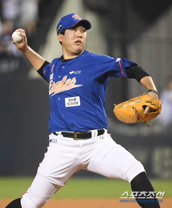 Demoted from the finish → Controversy over the ceremony of a 10-point difference → Chun Geum's 2 innings save...Park Sang-won's unexpected story