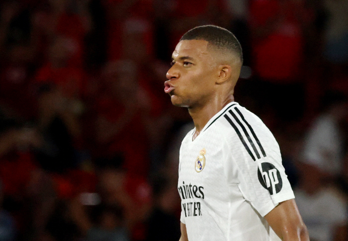 Mbappe, you're not gonna say 'Azar', are you? Silence for 2 consecutive games → Explosion of debut goals for competitors born in 2006...Real won 3-0 against Villadolid