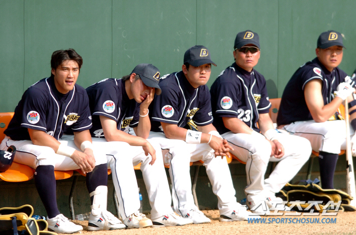 Ryu Hyun-jin was also an innocent senior in high school. Hanwha's sweep of Doosan's three consecutive games in 19 years is enough to be recorded in the history book. 