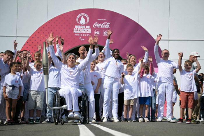  'Another touching stage' will be held. A prepared sports festival of heroes, opening ceremony on the streets of Champs-Elysees at the Paris Paralympics