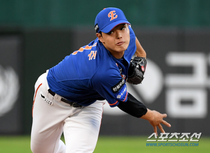 8th episode of Lotte Promise 'Blue Hanwha Winds' put to rest'Park Se-woong-Moon Dong-ju QS' Lotte stops Hanwha from winning 4 consecutive games 