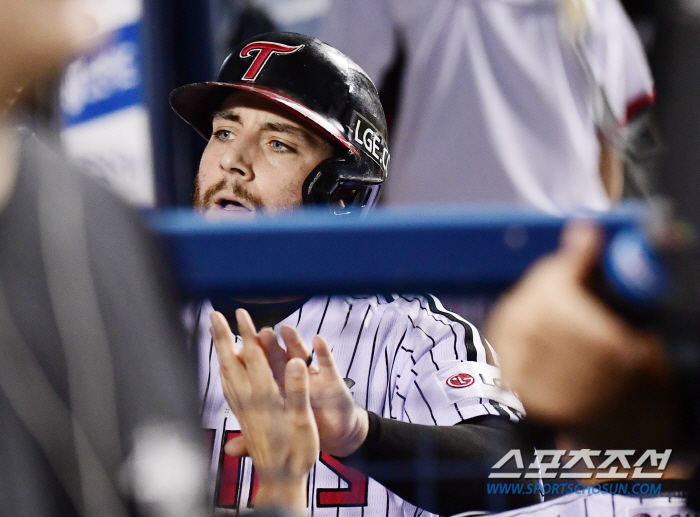 'Finally losing to the killer...' Lim Chan-kyu 6 scoreless innings  Hong Chang-ki 3 hits  Moon Bo-kyung 2 RBIs LG, 6-1 complete victory. Benjamin and KT's 5th place are at stake after being knocked down by mistakes 