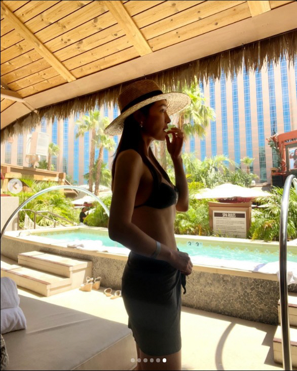 Lee Minjung's skinny bikini...'♥ Close your eyes except Lee Byung-hun'