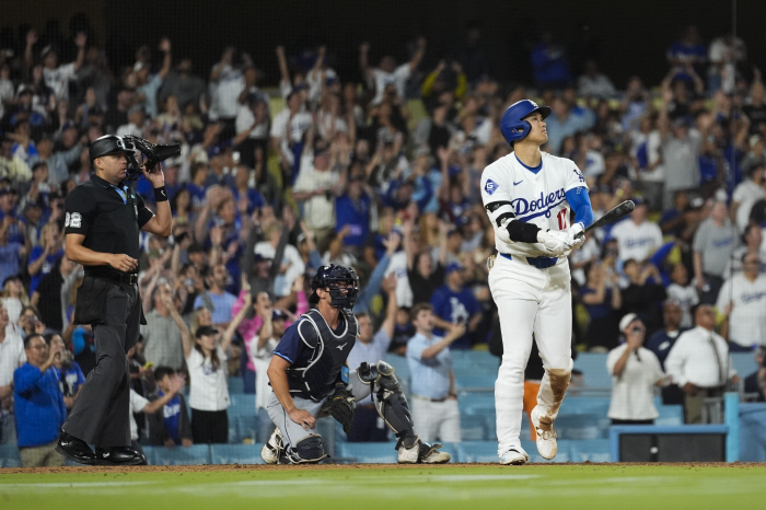 Ohtani's vulnerability behind 40-40, with just 3 scoring home runs...Director Roberts 'Didn't you see Manlupo?' protest