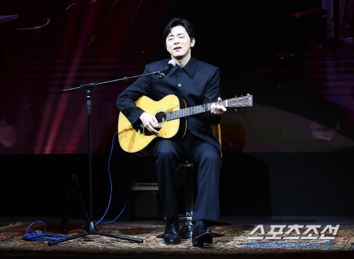  New singer Cho Jung-seok to release his debut song