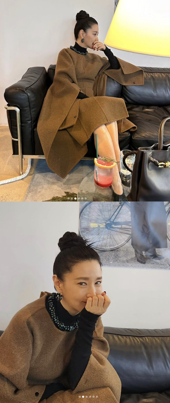 '53 years old' Lee Young-ae showed off her elegance with her hair and red lips. 'Unique goddess'