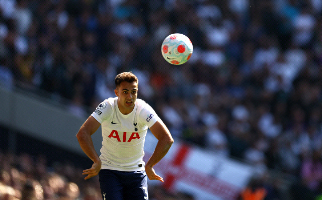 Are you really not going out? Please, get out of here...Tottenham's worst mission appears