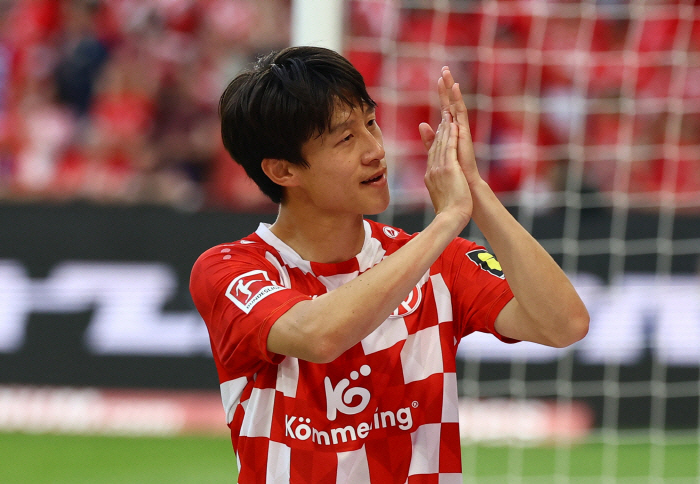 'The highest transfer fee this summer!' Hong Hyun-seok is going to the big league that he dreamed of...Announcement to Mainz is imminent →'Already completed all procedures'