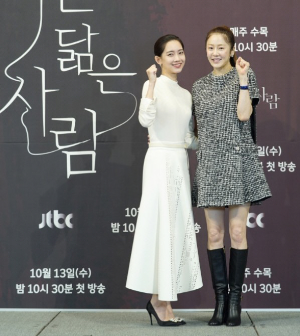 Ko Hyun-jung, 'Touched' exploded with jang decoration for a junior gift 'Hyeonbin, thank you '