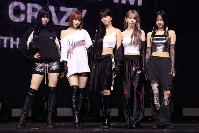 Le Seraphim 'New song 'Crazy', choreography that requires core strength will be a real challenge'