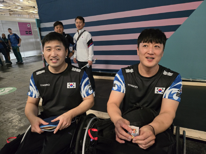  Let's take a step forward! Table Tennis Men's Doubles Kim Young-gun - Kim Jung-gil Group Round of 16 Win