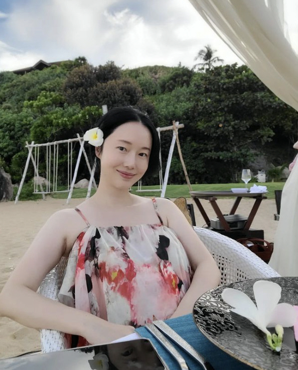 'Second Pregnancy' Lee Jung-hyun, are you full term? a slim prenatal trip