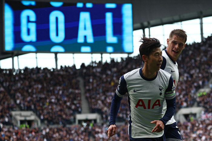 Son Heung-min selected the best 'Winger' after the best '7' in Tottenham's history