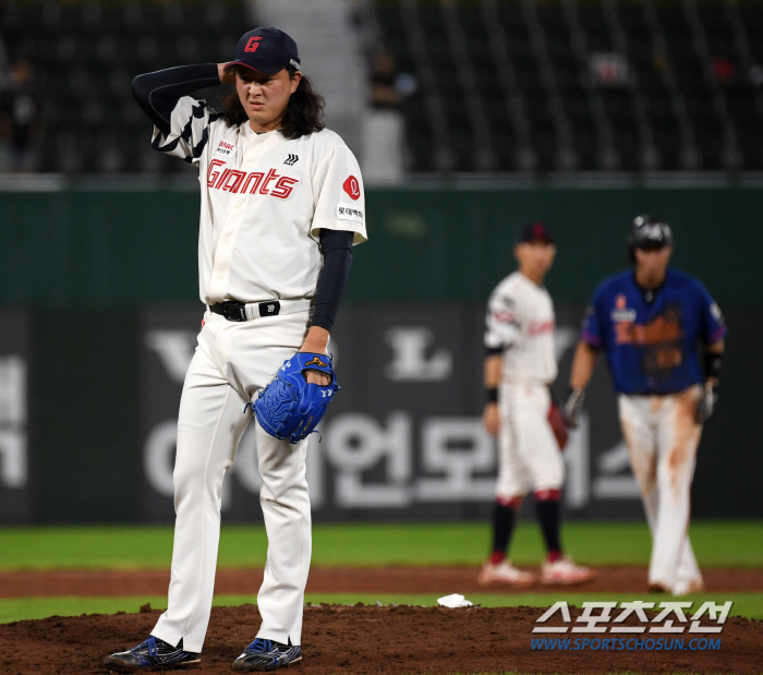 Director Kim Tae-hyung and Kim Won-joong, who won but became hardened...'Winning Series after 5 hours and 30 minutes of right-handed blood fight'