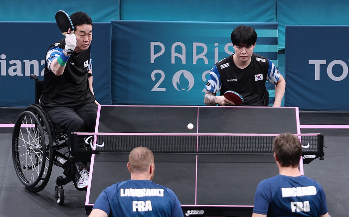  Korean table tennis 'Secret Hidden Card' Jang Young-jin-Park Sung-joo, a great achievement to the final of the men's doubles (MD4). Cha Soo-yong - Park Jin-chul harvests bronze