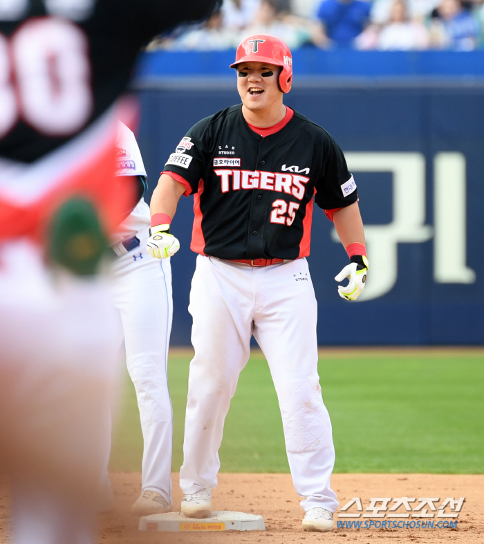 'Kim Do-young's 35th shot → Na Sung-bum's equalizer → Lee Woo-sung's 9th inning final hit' KIA overturned 0-5 and the champion's qualification! 2 wins in a row after catching Samsung. 