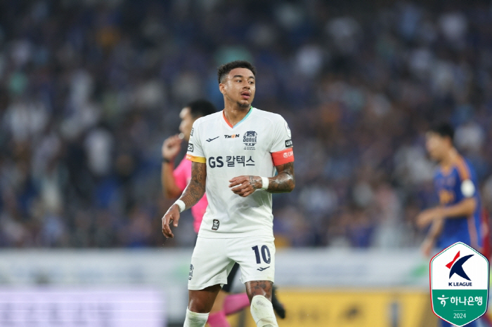 'Lee Seung-woo's bench again' VS'Lingard selection'Jeonbuk-Seoul lineup revealed