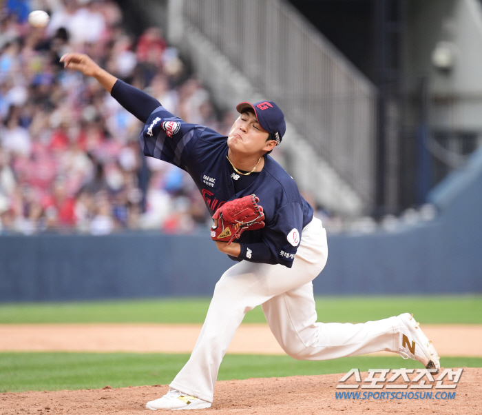 Punishment over! Two scoreless innings → Winning pitcher'Jung Hoon final hit'Lotte wins four consecutive games in the 12th inning of extra time by catching Doosan 