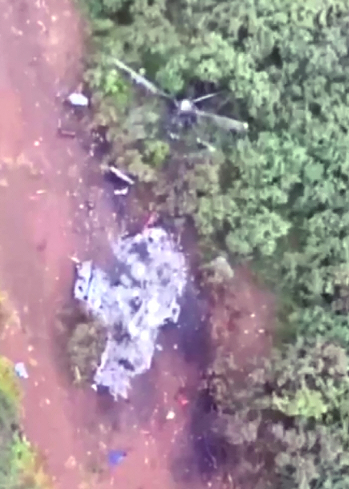 Russian tourist helicopter crashes, kills all 22 people on board