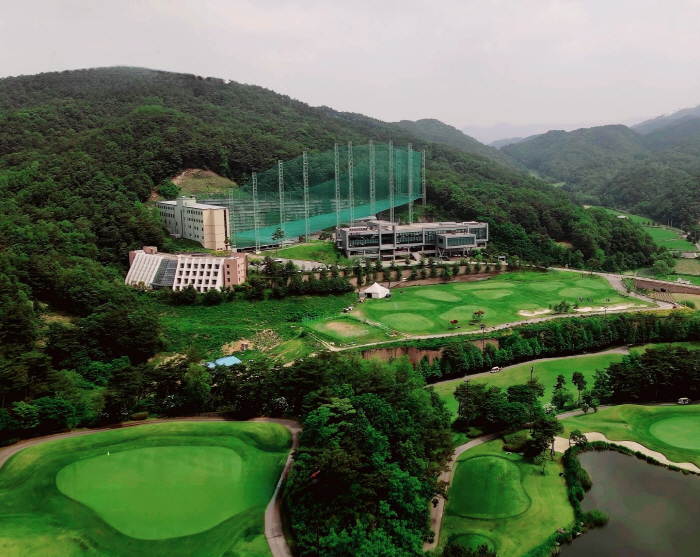 Korea Golf University → Major innovation after changing the school name to Korea Golf University of Science and Technology 'Transformation of the times to cultivate experts in the high-tech golf industry'