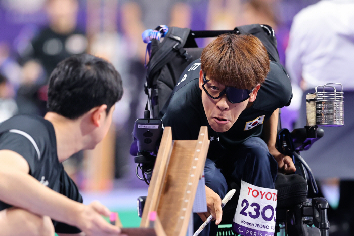  World's Strongest Korea Boccia, Mixed Fair & Group '사냥金 Hunting' Starts Good