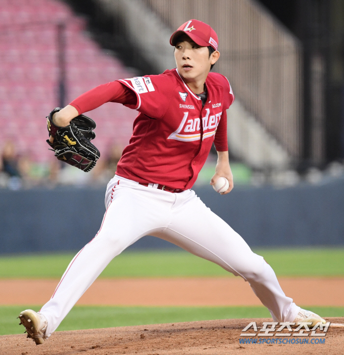 'Im Chan-kyu won 9 K runs in 7 innings  Mun Bok-kyung's 18th net shot' Yesterday, he washed his pain and won LG 5-0. SSG for 3 consecutive losses, 5th place away 