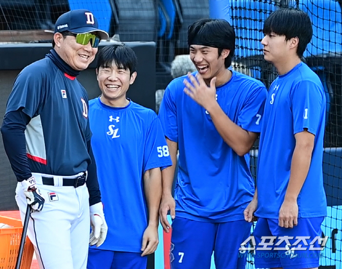 Kim Ji-chan, Kim Hyun-jun, Lee Jae-hyun, the old teacher who burst into laughter at the clever greeting, When did the 'gulbiz' grow so much