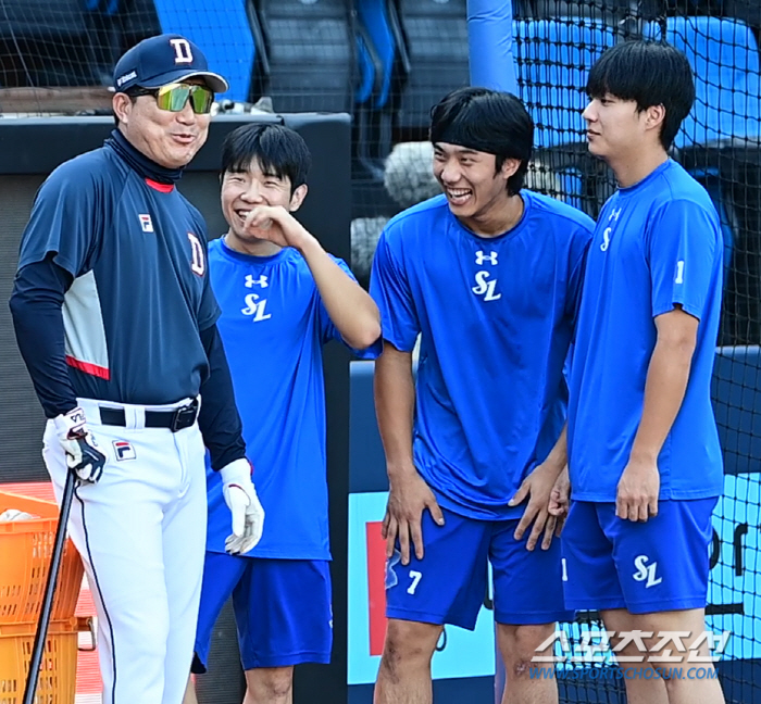 Kim Ji-chan, Kim Hyun-jun, Lee Jae-hyun, the old teacher who burst into laughter at the clever greeting, When did the 'gulbiz' grow so much