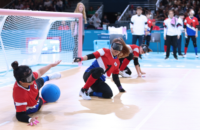  Hope for the semifinals of Korean goalball collapsed in front of the 'strongest enemy', but hope was confirmed