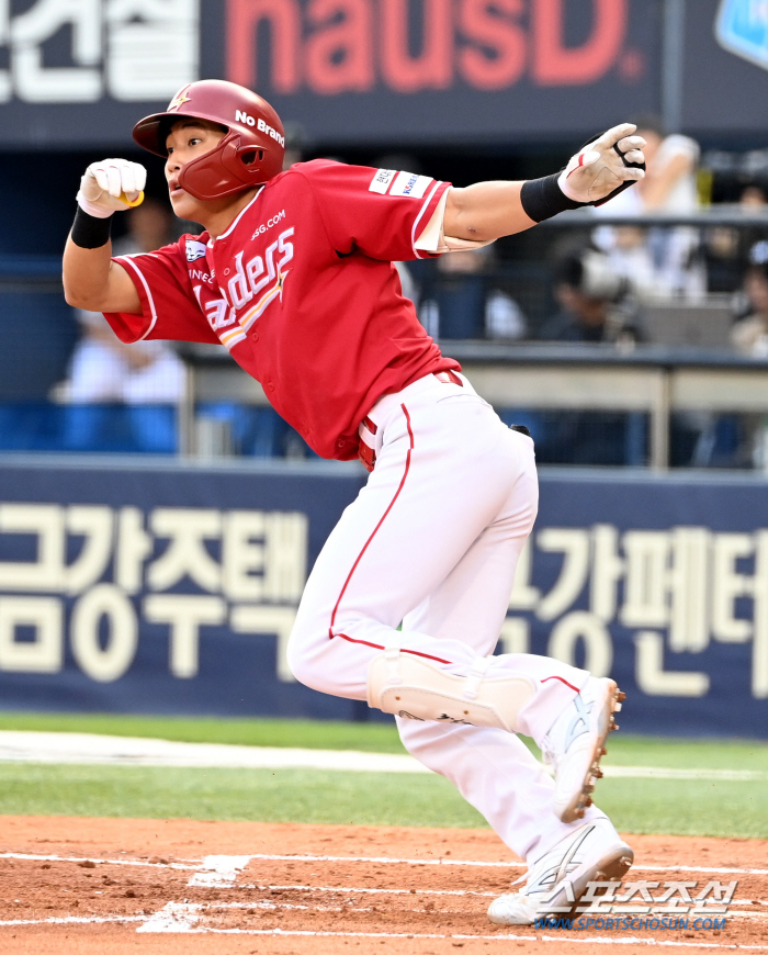 22-21-19-27. Will an average 22-year-old young infielder help Kim Kwang-hyun? 