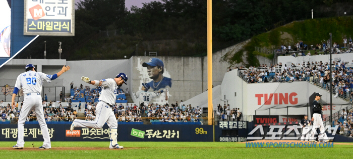 You called Hwang Dong-jae, the first starter of the season, Park Byung-ho, who achieved 400 home runs...