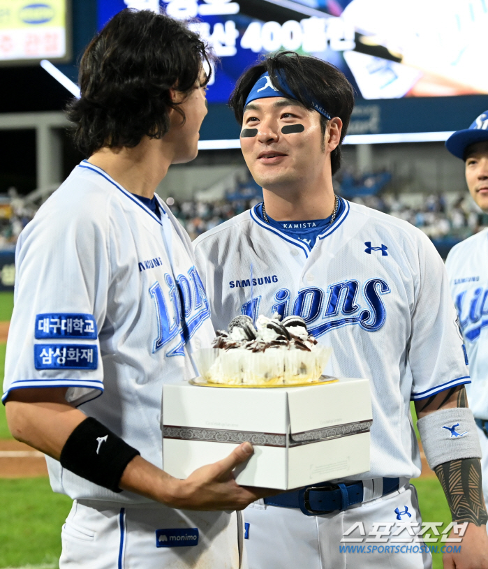 You called Hwang Dong-jae, the first starter of the season, Park Byung-ho, who achieved 400 home runs...