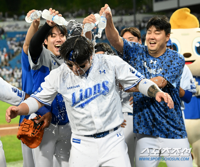 You called Hwang Dong-jae, the first starter of the season, Park Byung-ho, who achieved 400 home runs...