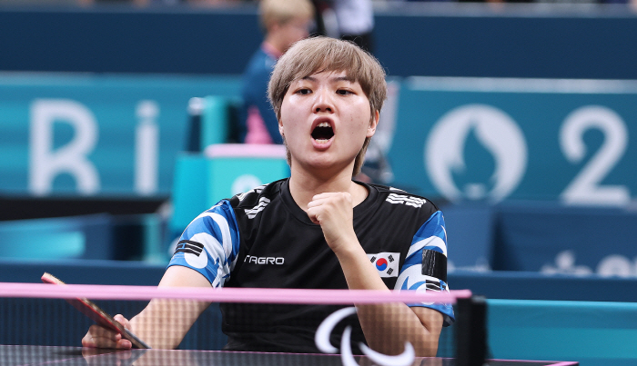  Women's Table Tennis 'Hope'Yoon Ji-yu succeeded in going to the singles final, and tried ping pong for the second time