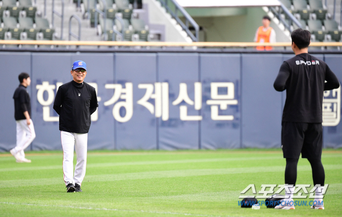 Did it work?'Sang MOON Dong-ju, a veteran coach who trusted a young pitcher, the reason for the second half of Young-gun's half-term reversal 