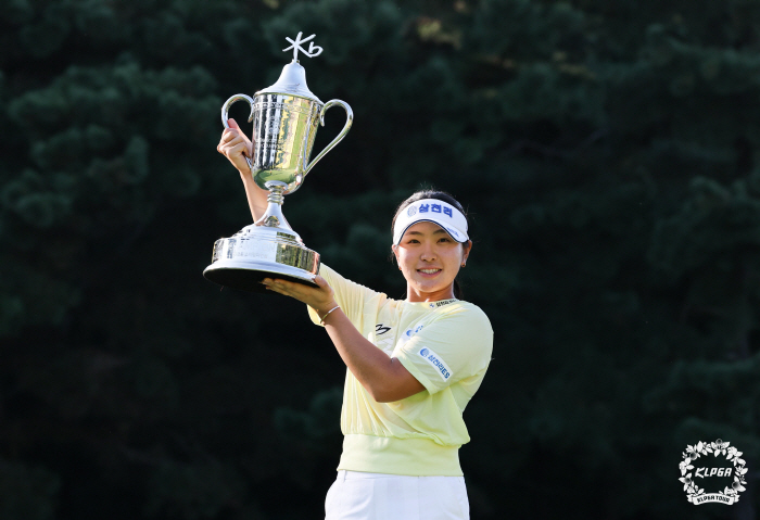 First win at a major championship 'Yoon Young-chul's real fan'Super Rookie'There is a separate KIA player'I want to teach golf'