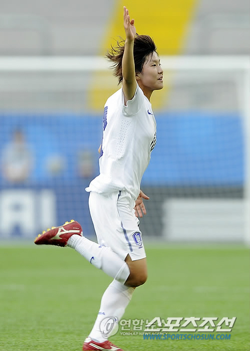 U-20 juniors' 16 best → Ji So-yeon's excitement'Awesome! Congratulations! Only with the thought of representing the country...'