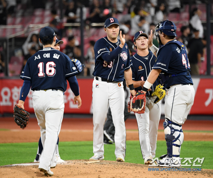 You can't be in fifth place. You had to win the game with your life...Where did Doosan's power come from when it was a five-game winning streak