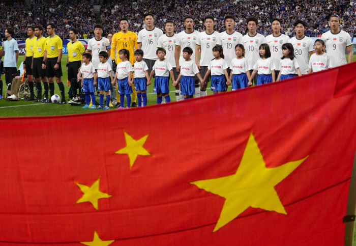 Chinese soccer is on alert! '10 fought'1 2 come-from-behind losses after being hit by Saudi Arabia for a theater goal'2 consecutive losses → WC finals red flag'