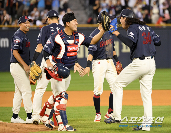 'Autumn baseball? I want to win Lotte with my own hands.' The future that I dream of finishing my long hair in my 13th year in Busan 