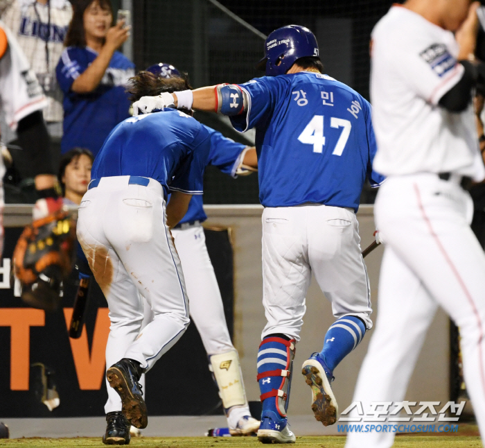 'Captain's crazy! 'Multipurpose 4 hits and 6 RBIs wildly' Samsung catches Hanwha and starts to solidify its second place, and Hanwha loses 4 consecutive games → 8th place 