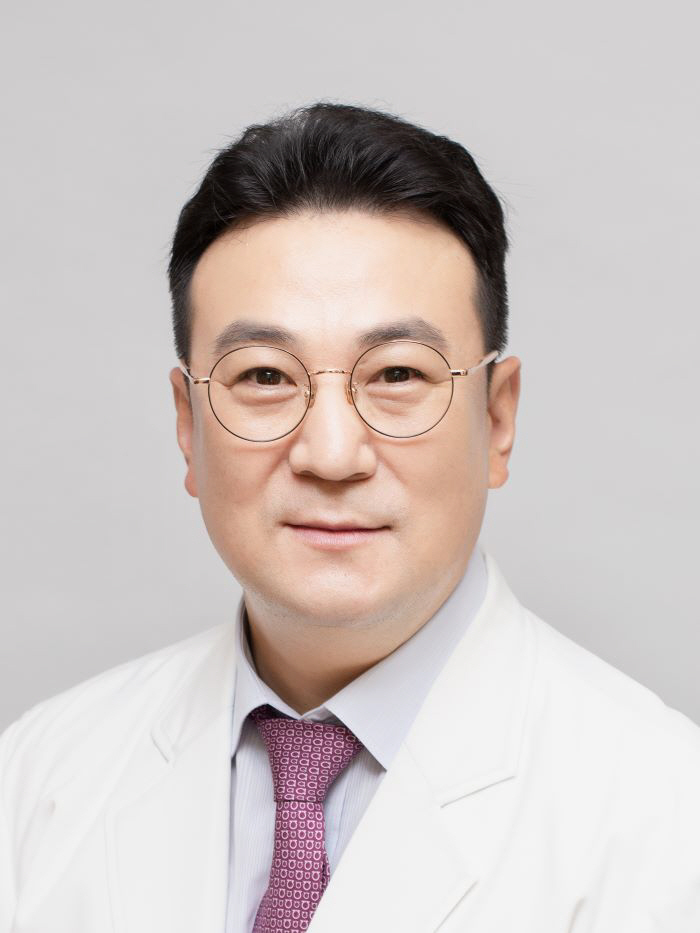 Ha Yong-chan, head of the Seoul Bumin Hospital, was appointed as the next president of the International Society of Bone Circulation'Searching for New Research and Treatment'