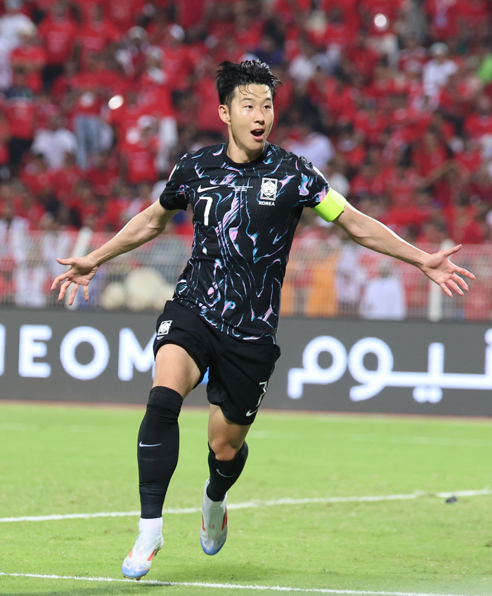 'I don't know what to do, but I ask for your support and love...'How can Son Heung-min stop cheering for him