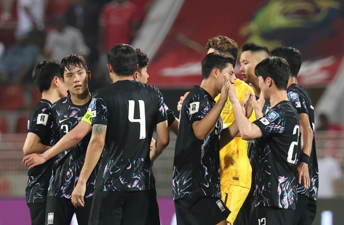 The soccer that we dreamed of, Japan is doing everything.. 7-0, 5-0 → Asian gangster