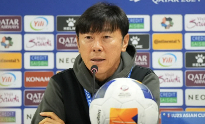 'Unwinnable Mental' Shin Tae-yong Magic, Saudi → Australia, 2 draws!Home fan 'Using Shin Ta-yong!'Crazy excitement