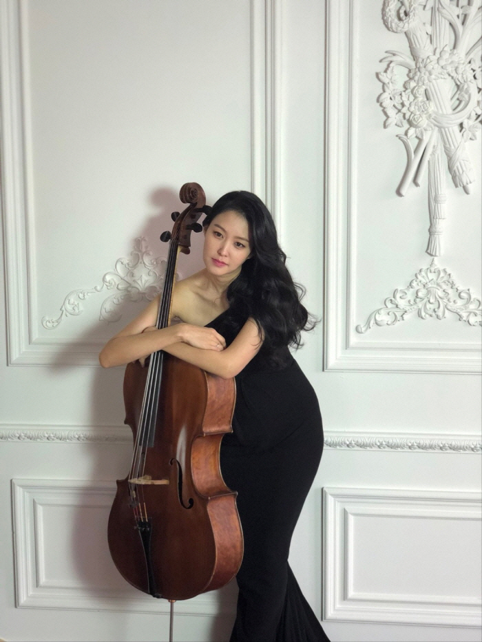 Shin Hyun-joon reveals his ♥ 12-year-old younger cellist wife..Weekend Couples' Life 'Because of Children's School'