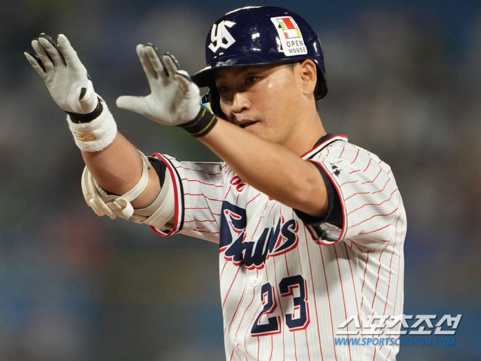 42 years old, it's time to leave, twice '200 hits' Aoki retired, and the U.S. and Japan recorded '2723 hits' and said goodbye 