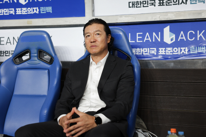 '24 hours of selection for return, 'Cheol-in'Cho Hyun-woo fighting spirit' Ulsan overpowered Gangwon 2-0 → Yang Min-hyuk retakes the lead, replacing Hwang Moon-ki'Empty Son'