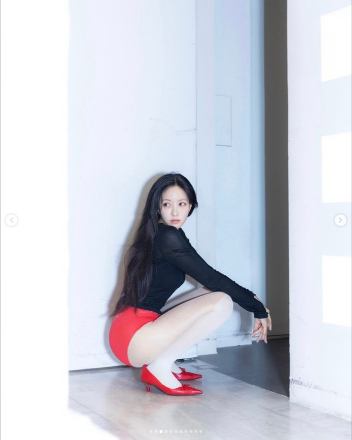 T-ara Hyo-min, unrealistic red taste with legs